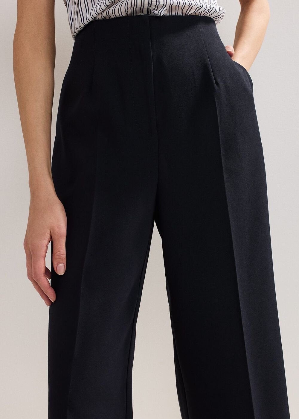 Aubrielle Wide Leg Culottes Navy