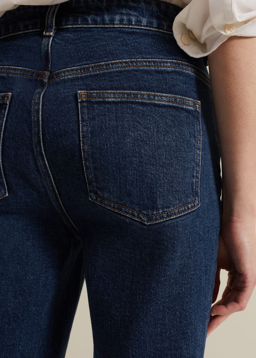 Olivia Bootcut Jean Mid Wash