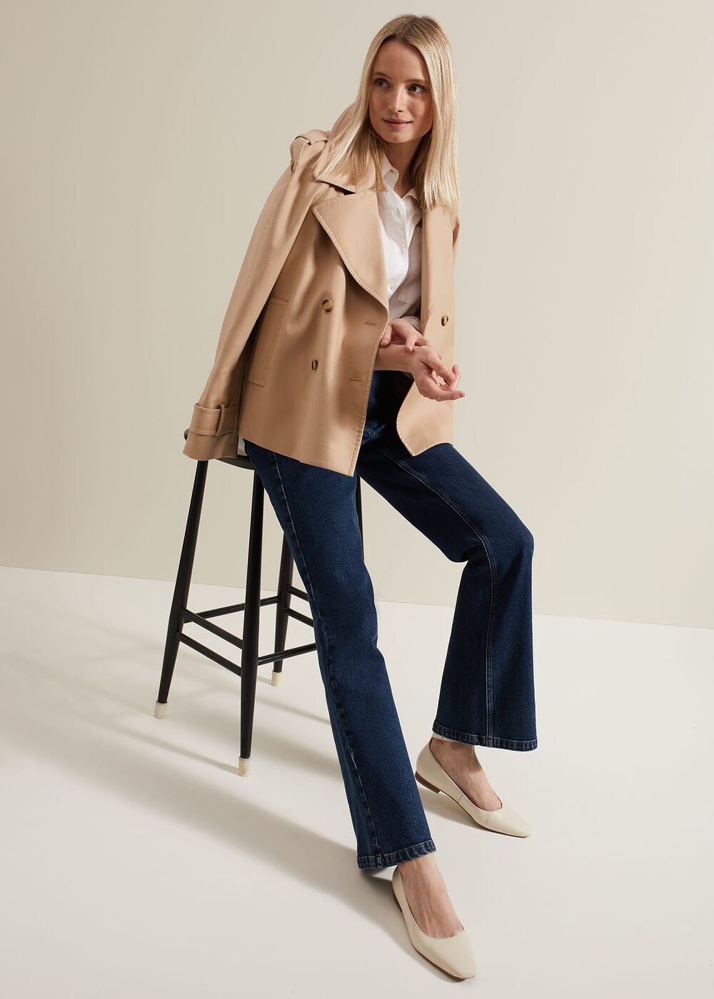 Olivia Bootcut Jean Mid Wash
