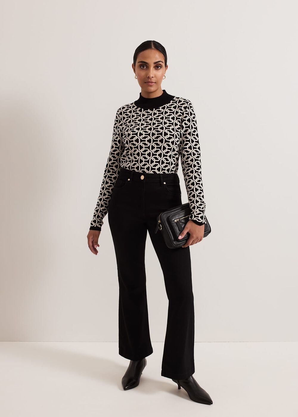 Petite Olivia Bootcut Jean Black