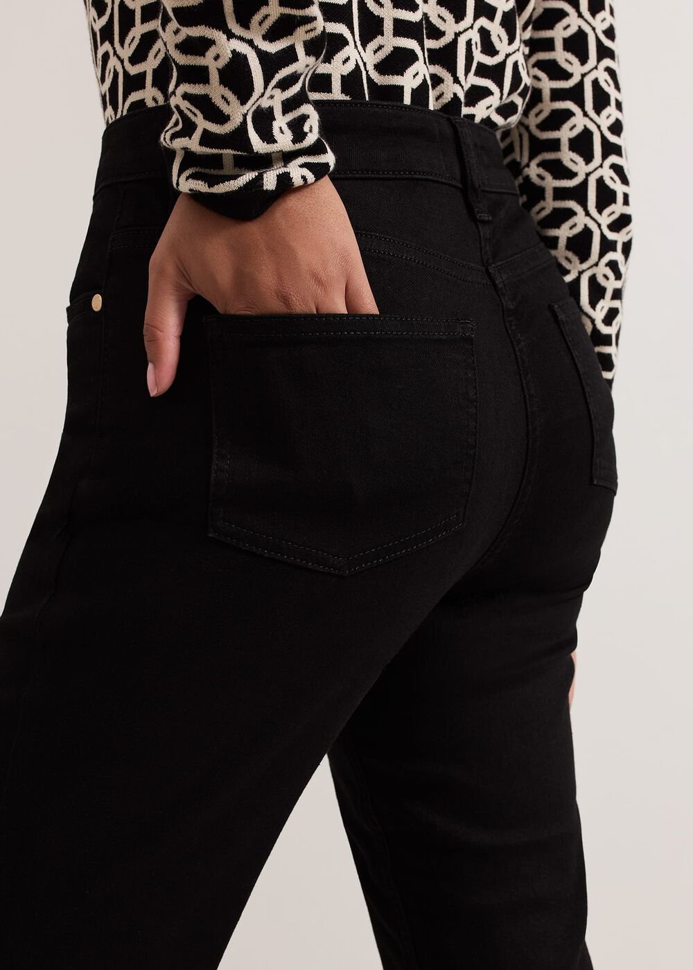 Petite Olivia Bootcut Jean Black