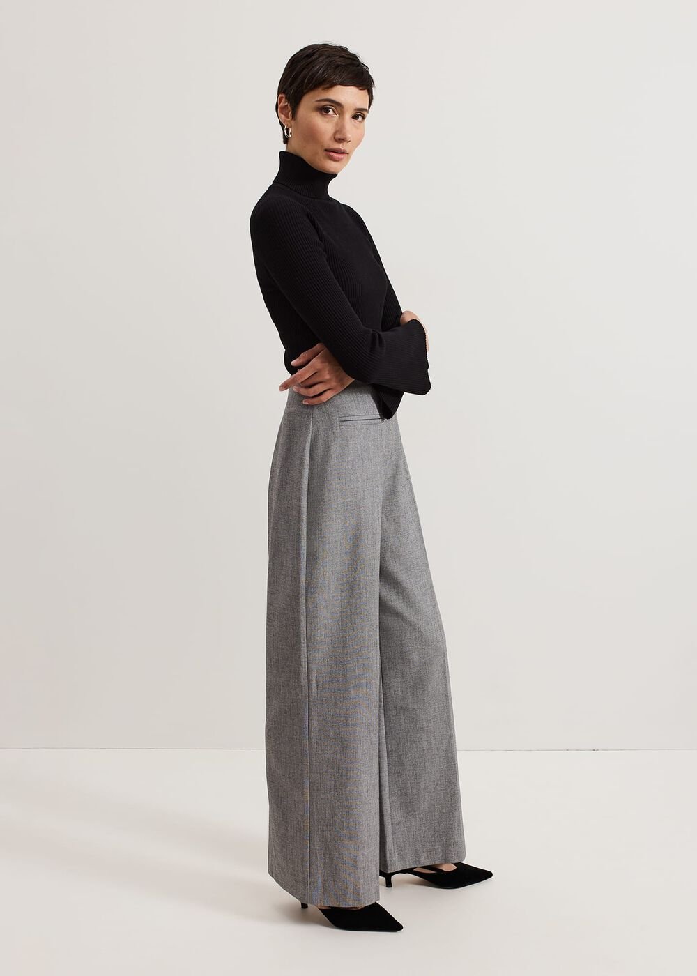 Dilly Pleat Detail Wide Leg Trouser Grey