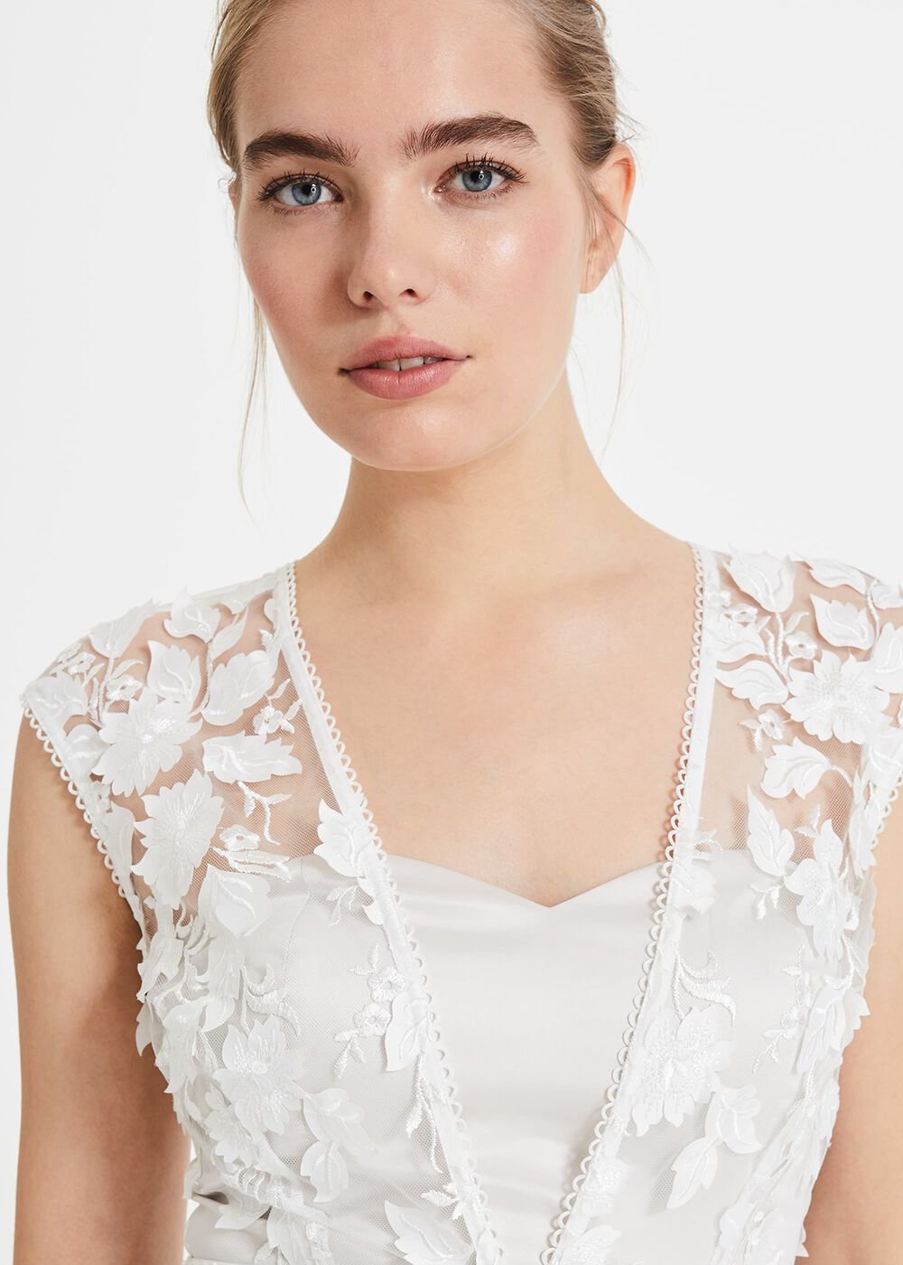 Peony 3d Lace Wedding Dress Almond