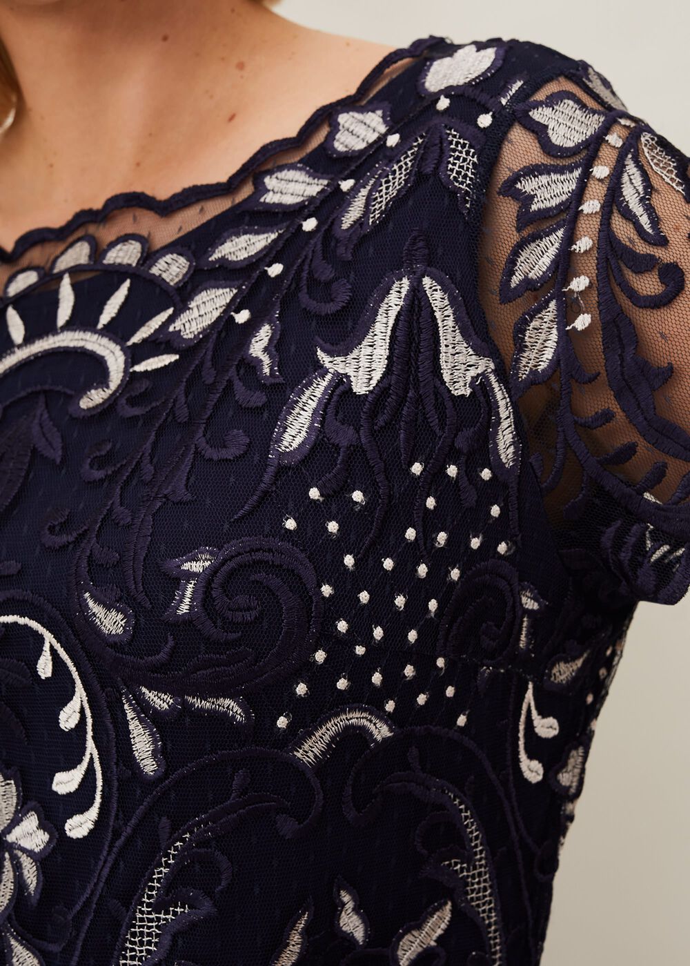 Lizzy Embroidered Dress Navy/Ivory