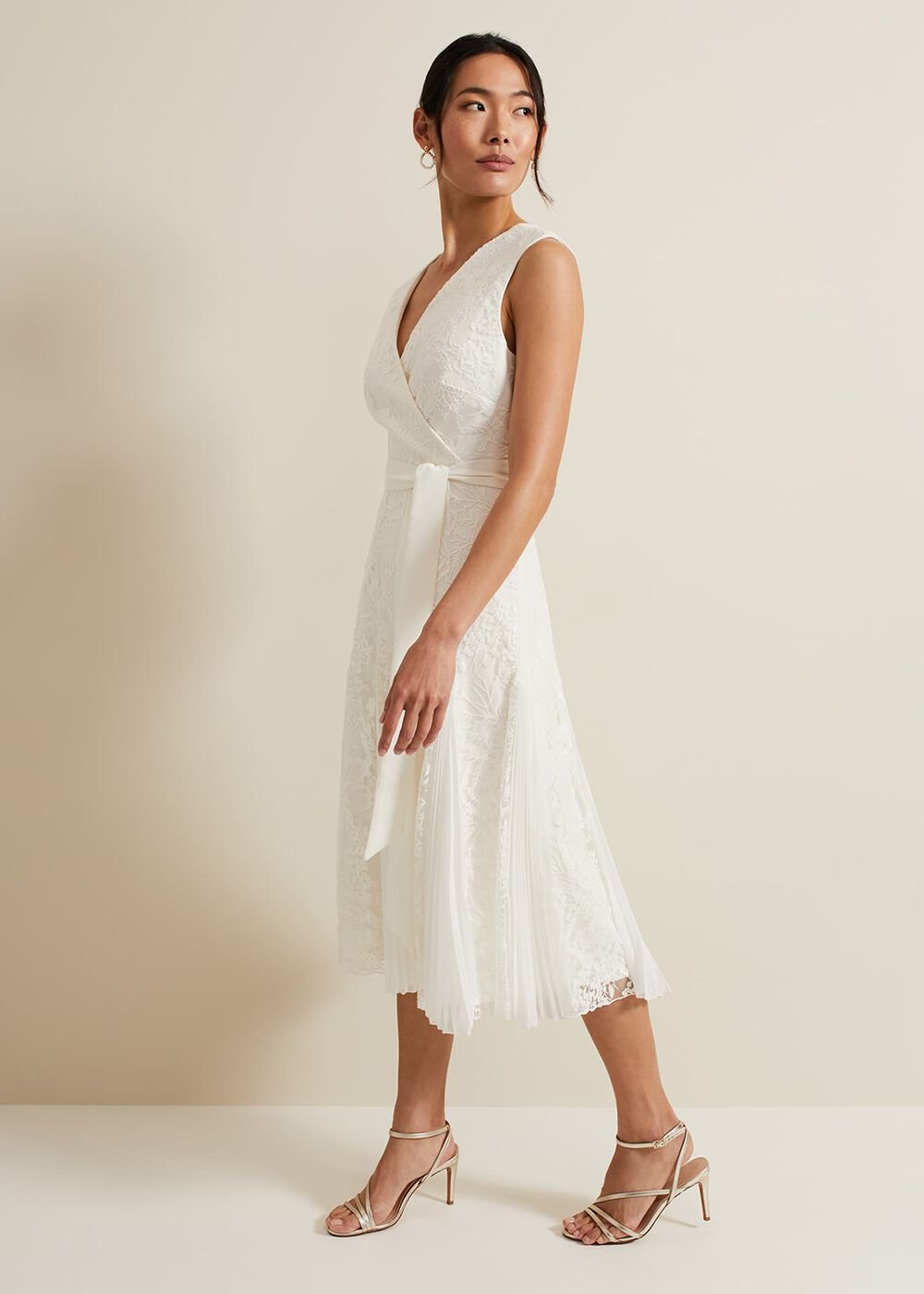 Caterina Embroidered Flared Wedding Dress Pale Cream