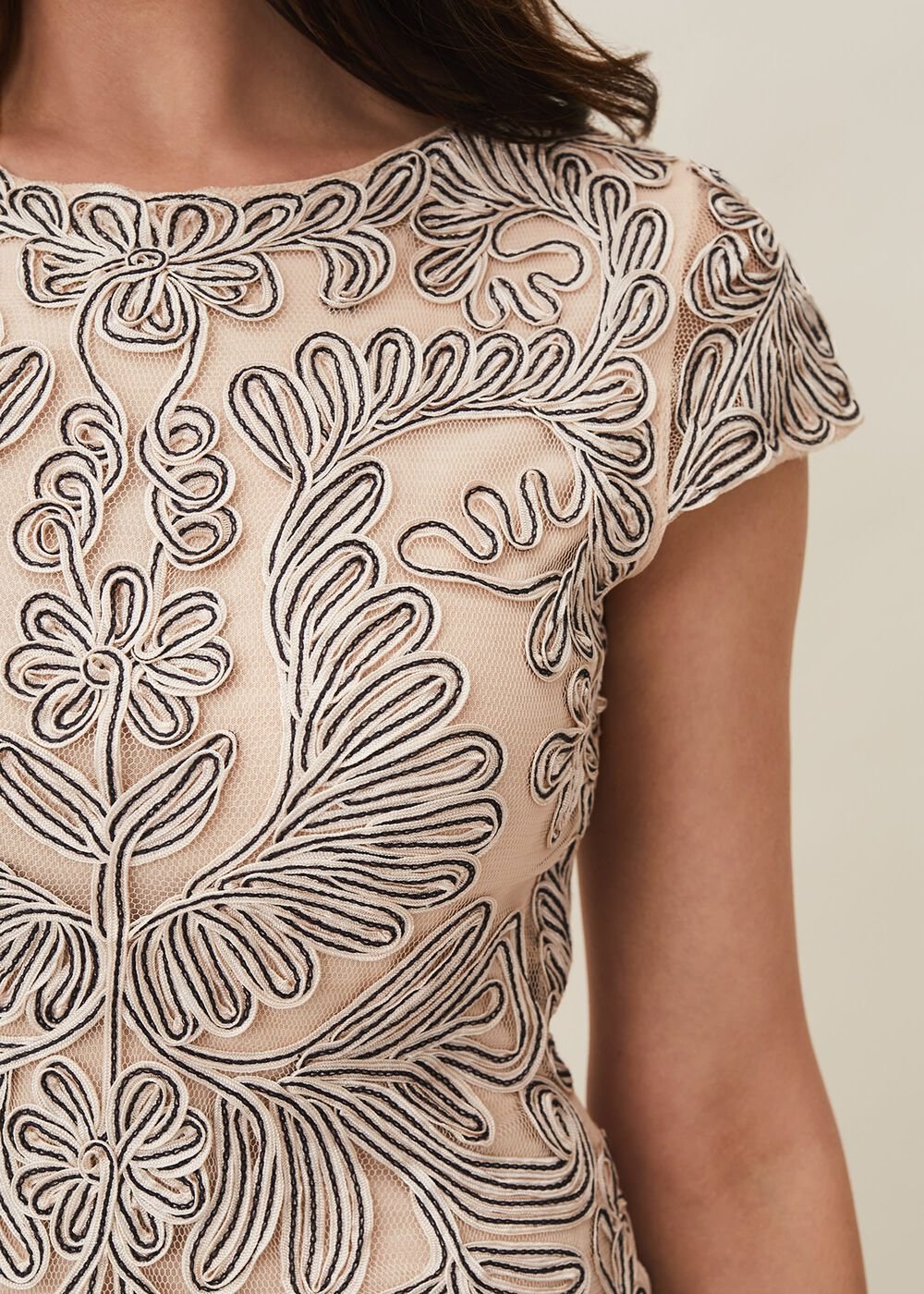 Genevieve Tapework Lace Dress Oyster/Navy