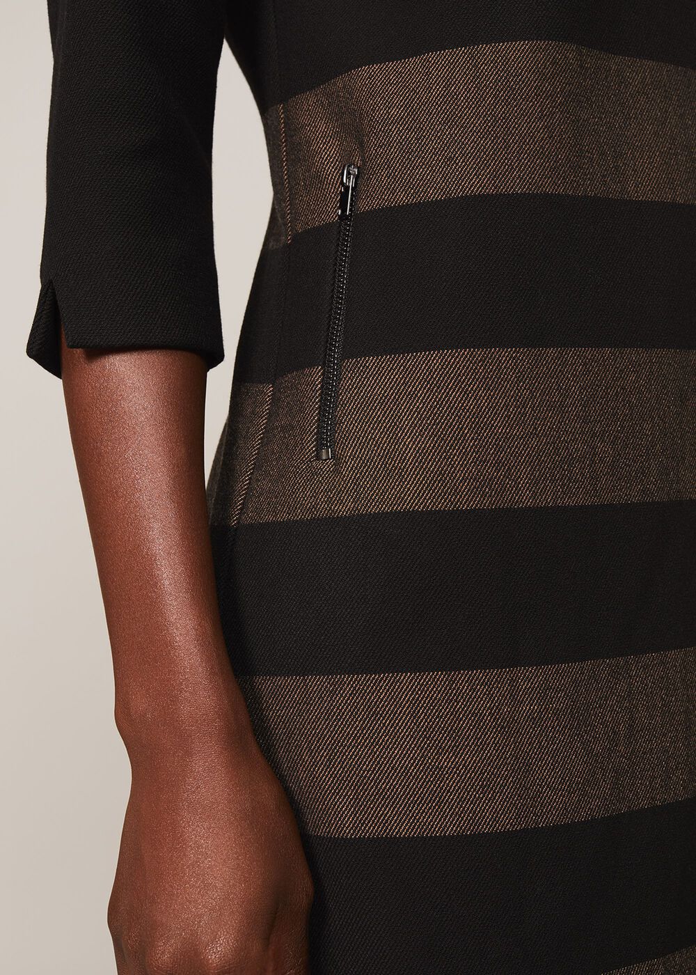 Sophie Sapphire Dress Black/Camel