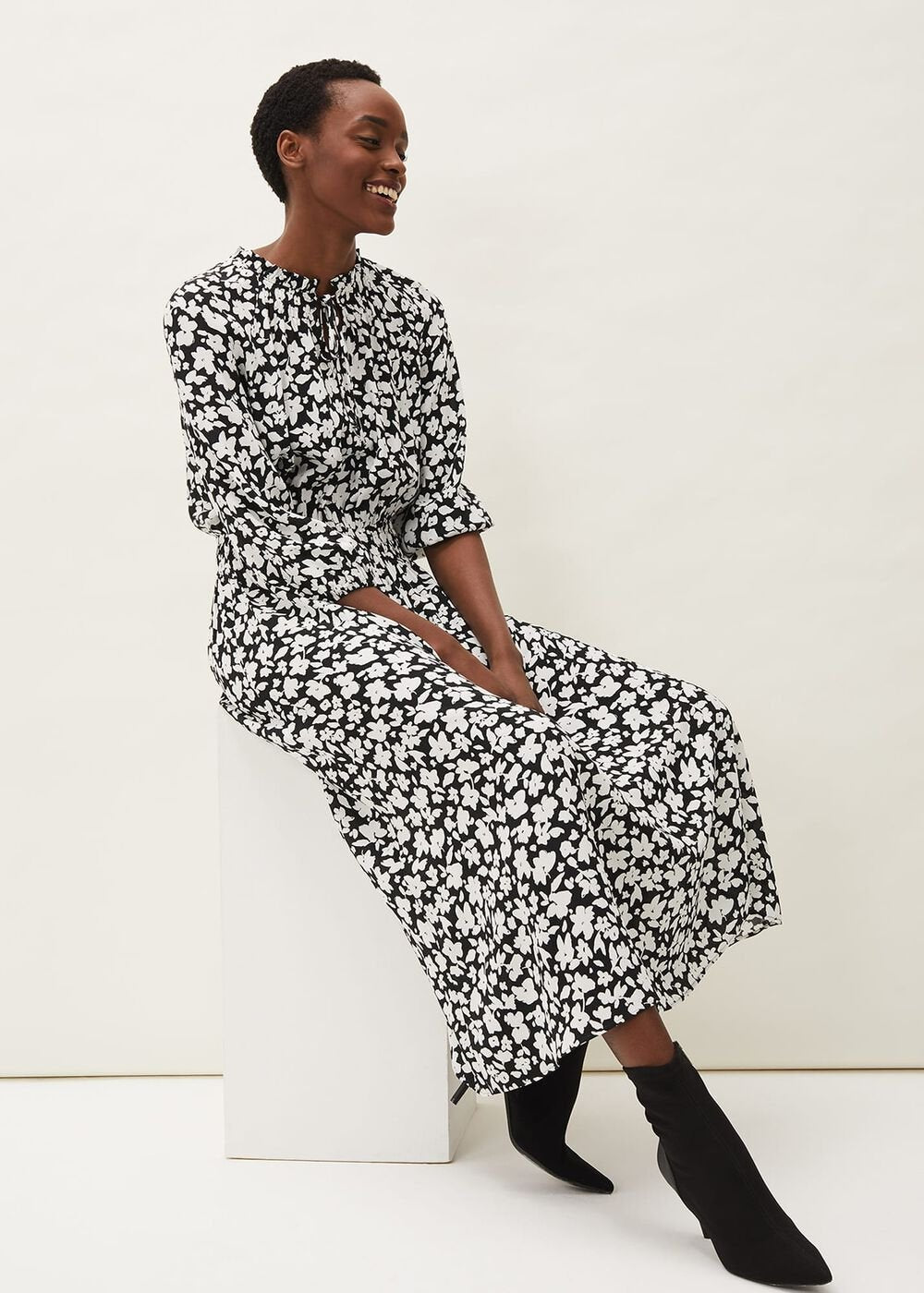 Phillipa Floral Midaxi Dress Black/Nude