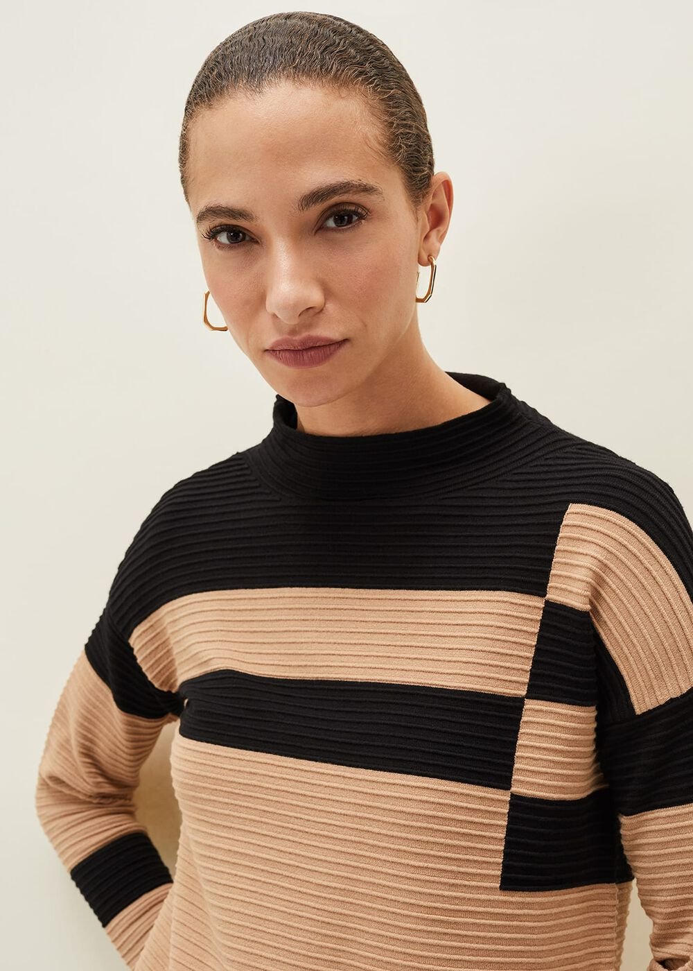 Azera Colourblock Textured Knit Dress Camel/Black