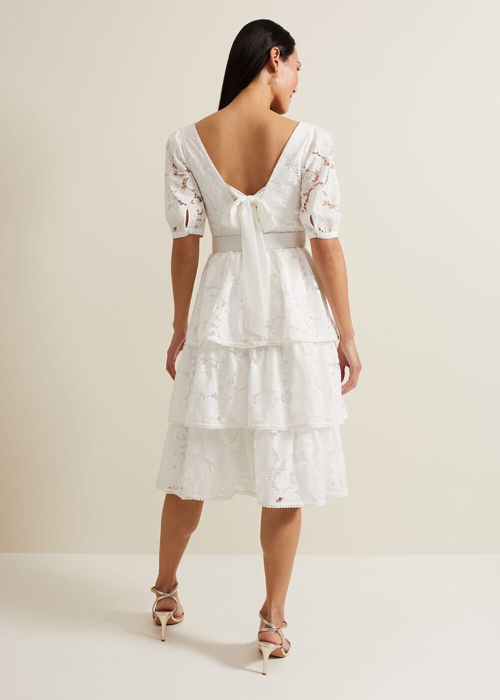 Elyse Lace Tiered Wedding Dress Ivory
