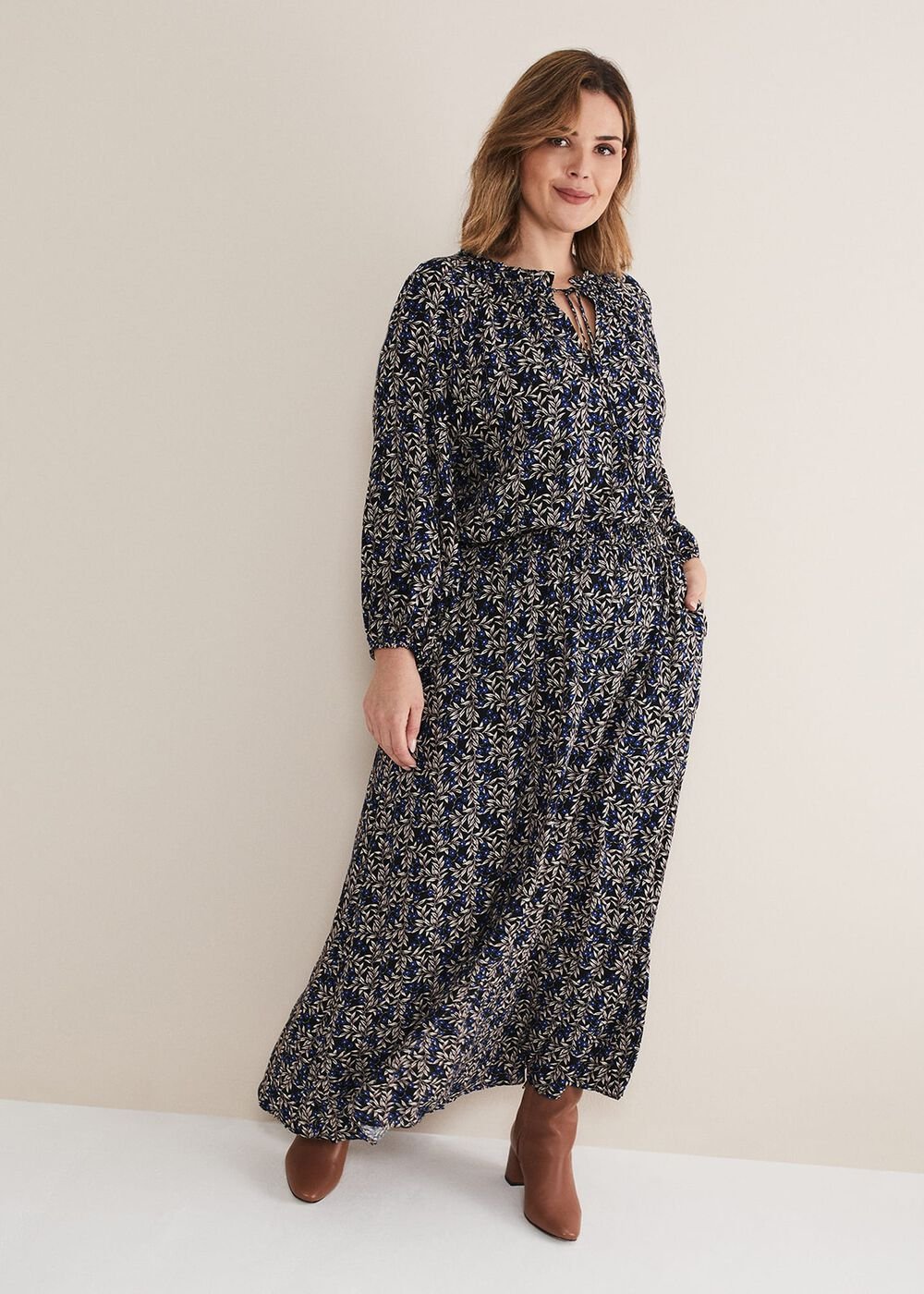 Phillipa Poppy Midi Dress Navy