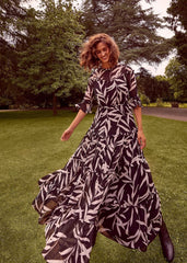 Amber Leaf Print Tiered Dress Black/Blush