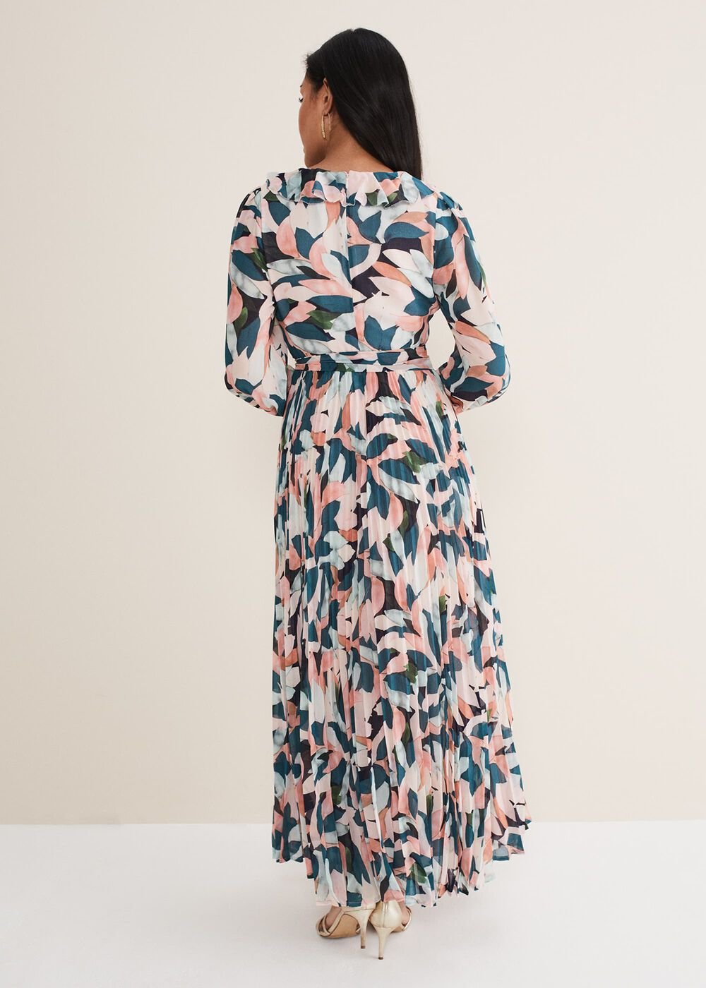 Petite Averie Floral Maxi Dress Multi-Coloured