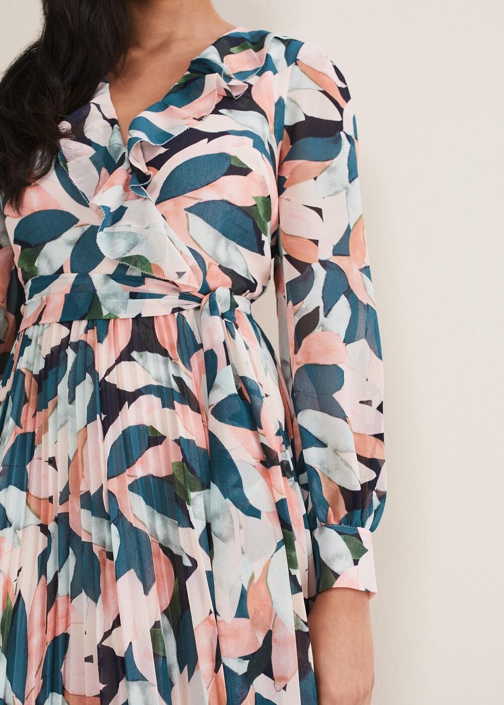 Petite Averie Floral Maxi Dress Multi-Coloured