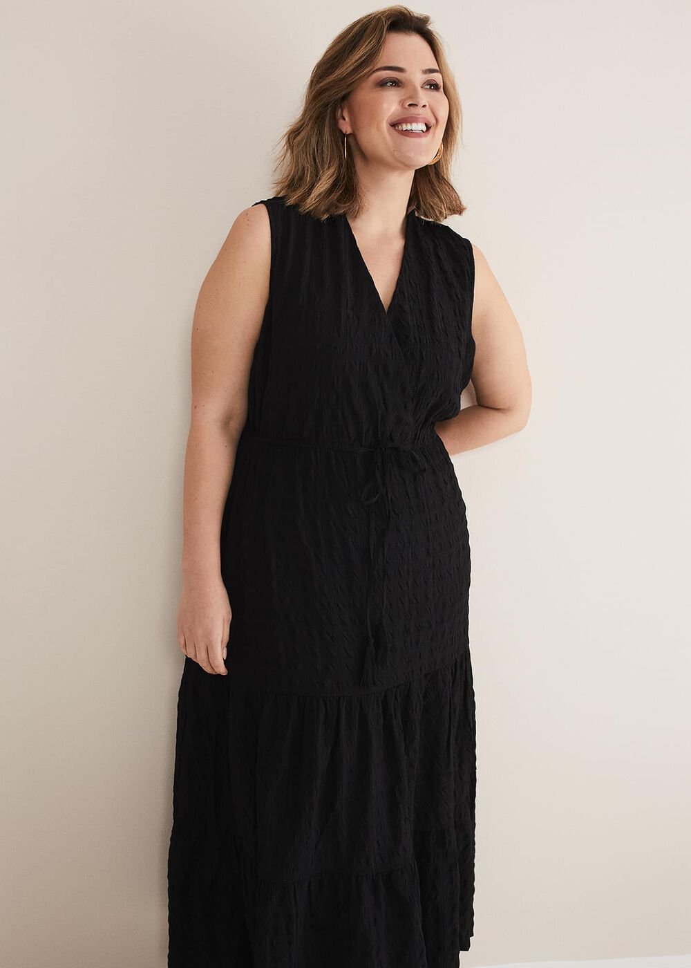 Anika Textured Sleeveless Midi Dress Black