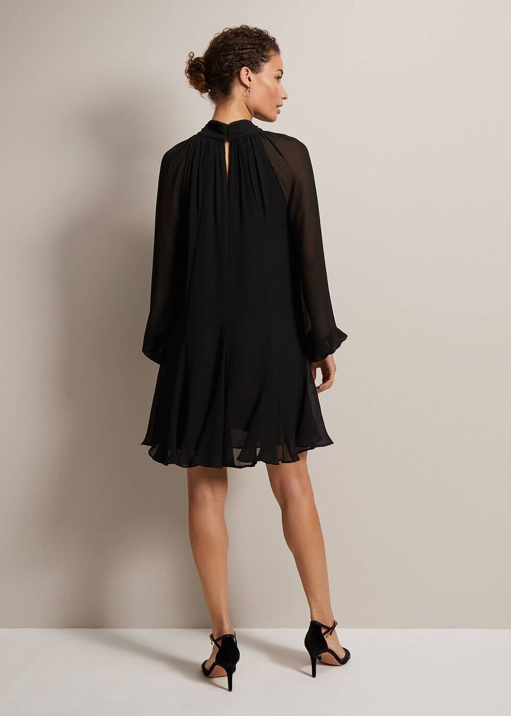 Black Swing Mini Dress With Twisted Neckline Black