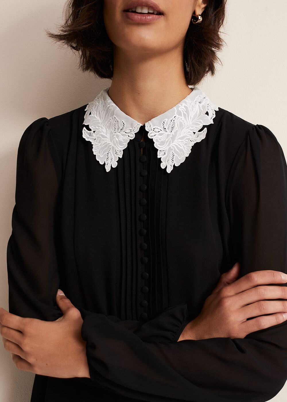Black Swing Mini Dress with White Embroidered Collar Black/Ivory