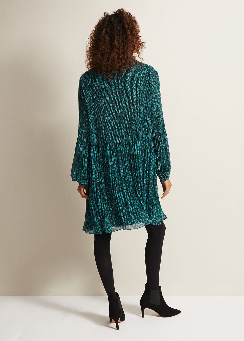 Green Ditzy Print Pleated Midi Dress With Long Sleeves Green