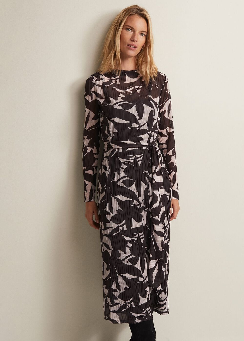 Yvonne Floral Midi Dress Black Multi