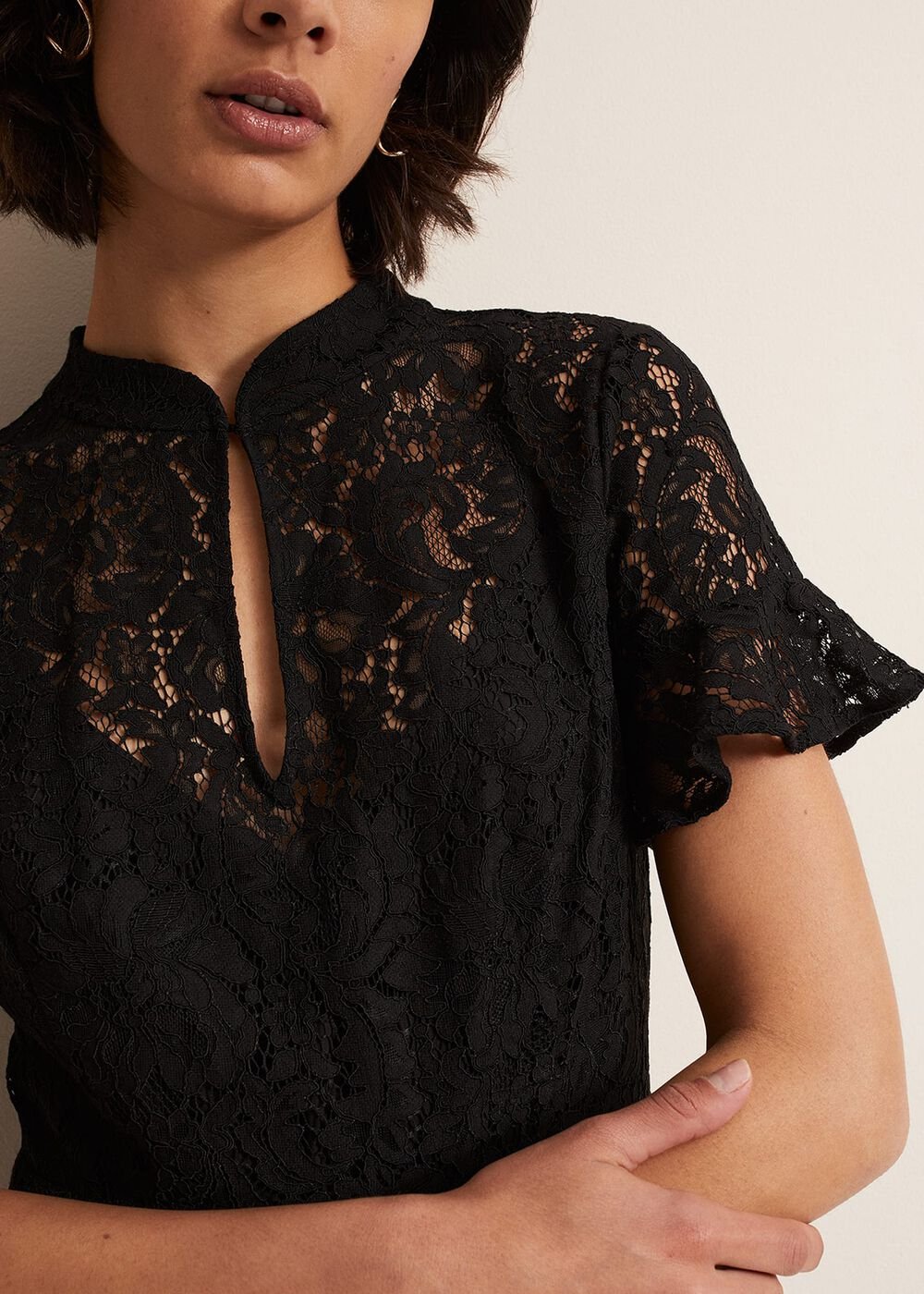 Black Short Sleeve Lace Midi Dress with Keyhole Neckline Black