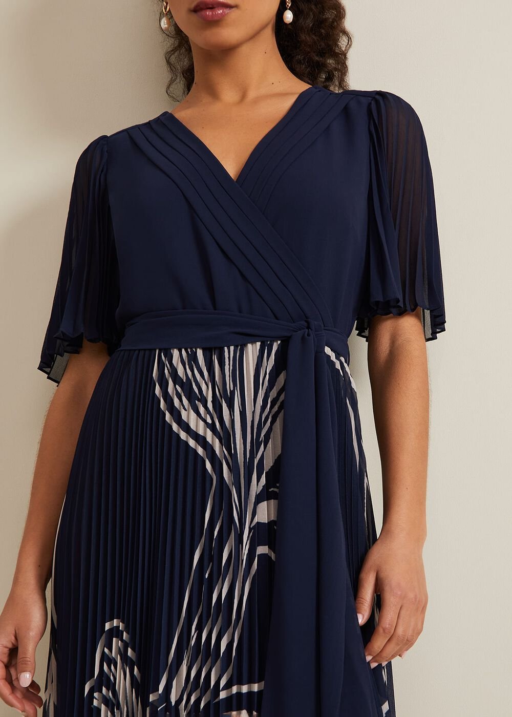 Petite Abigail Printed Pleat Midaxi Dress Multi-Coloured