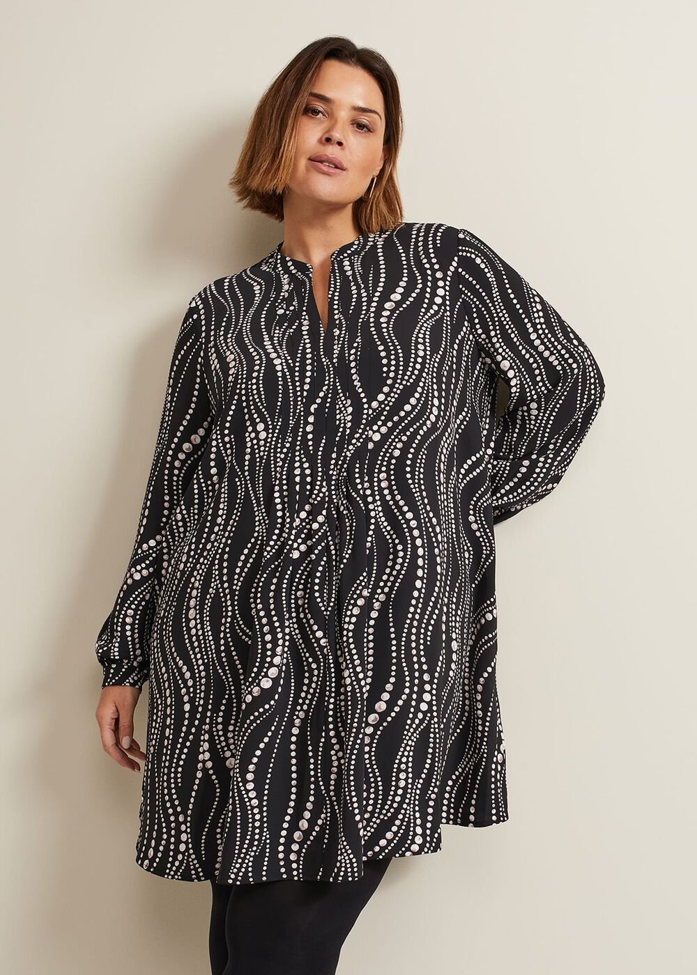 Patsy Pearl Swing Mini Dress Black/Ivory