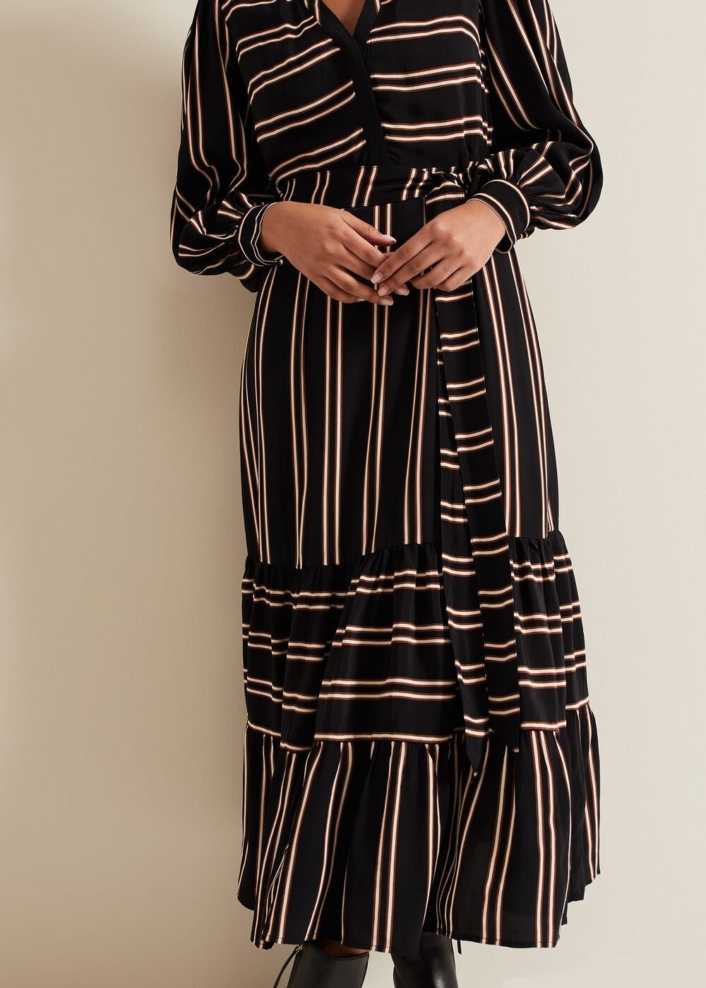 Petite Laura Midaxi Dress Black/Multi