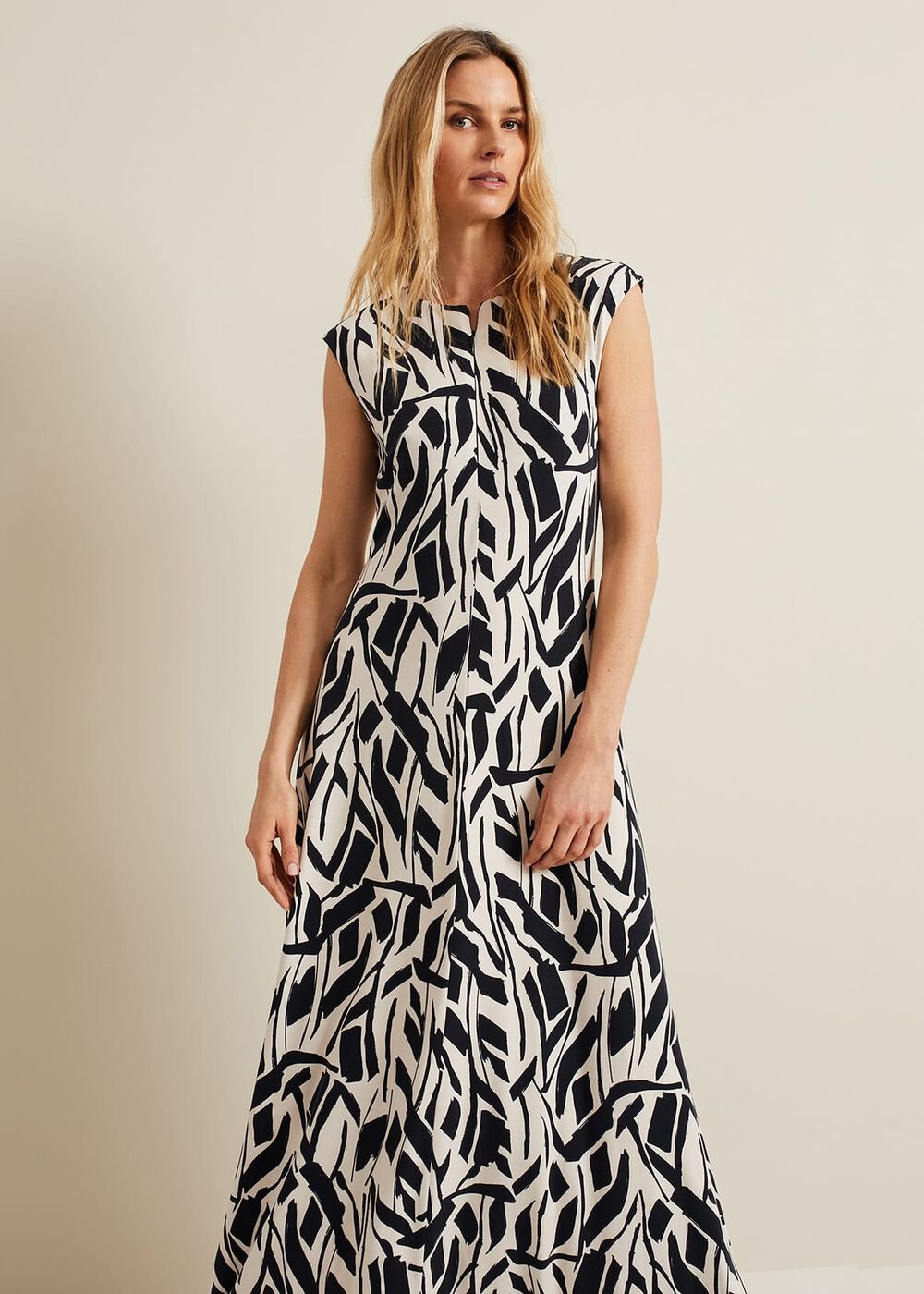 Kristy Geo Maxi Dress Black Multi