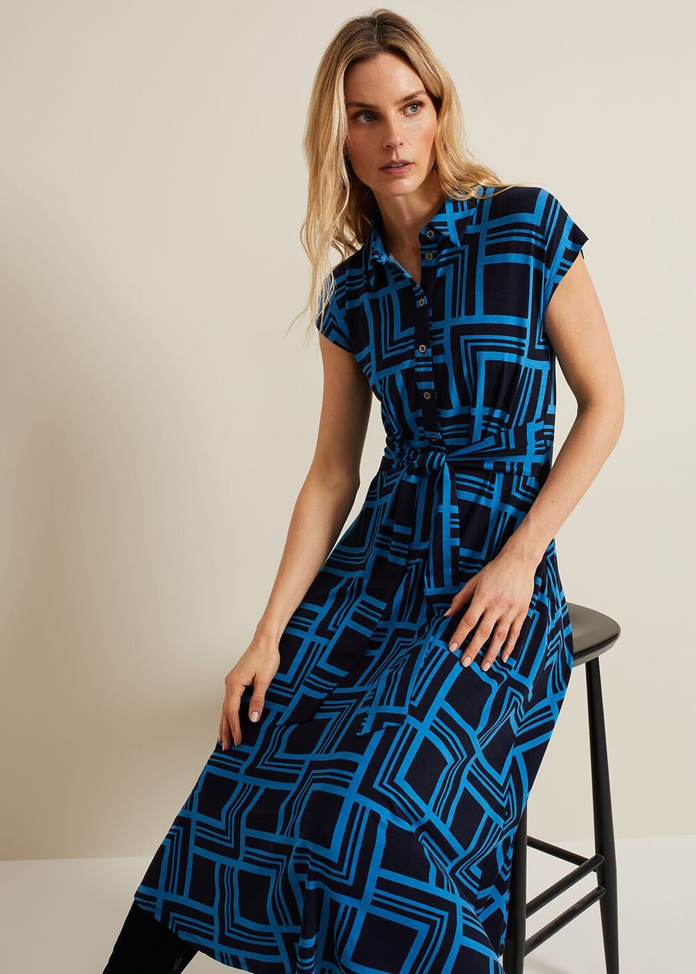 April Short Sleeve Geo Dress Blue