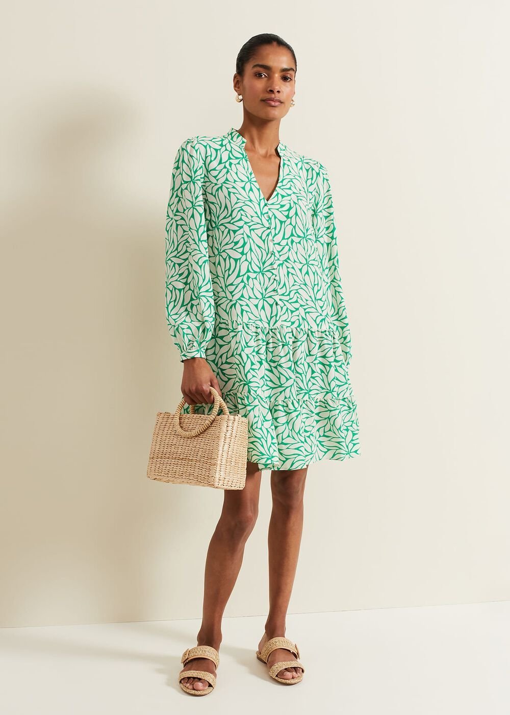 Penele Leaf Print Swing Dress Green