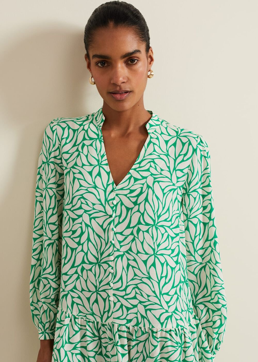 Penele Leaf Print Swing Dress Green