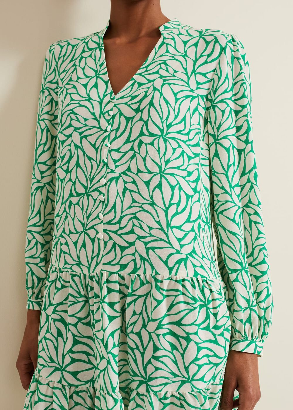 Penele Leaf Print Swing Dress Green