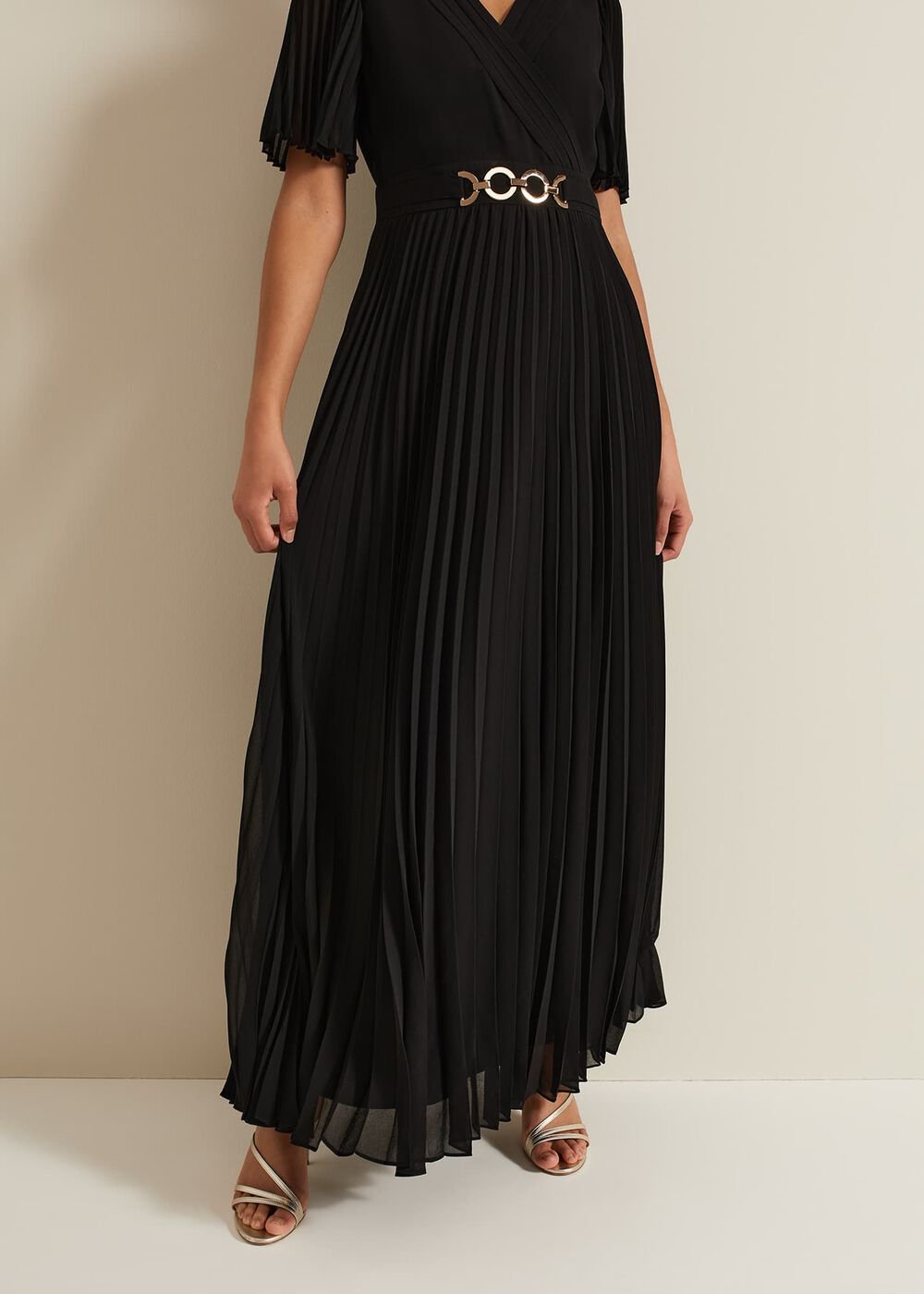 Yasmina Pleated Maxi Dress Black