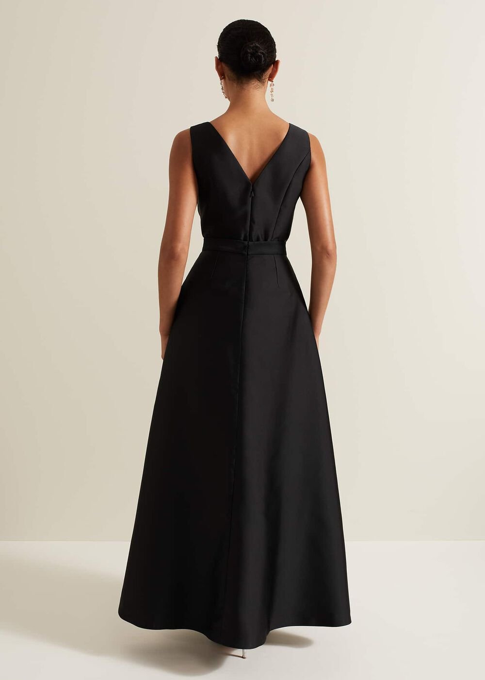Yisanne Black Satin Embelished Dress Black