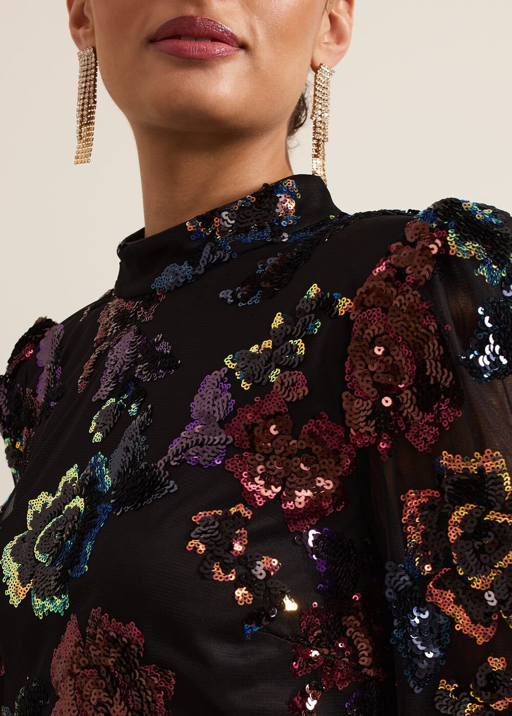 Lelo Sequin Long Sleeved Maxi Dress Black/Multi