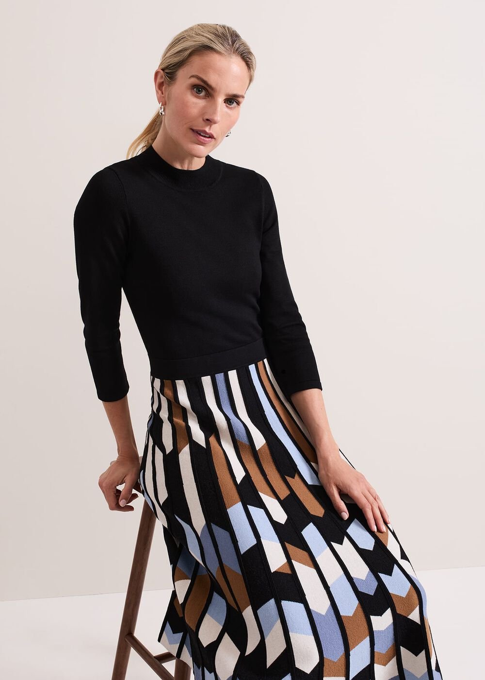 Maci Pleated Sunray Midi Dress Black Multi