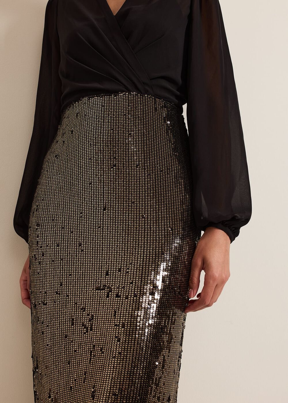 Aniya Sequin Long Sleeved Maxi Dress Black/Multi
