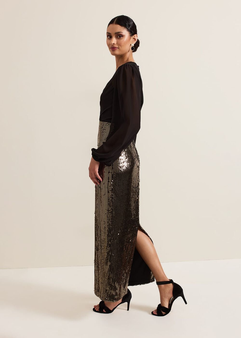 Aniya Sequin Long Sleeved Maxi Dress Black/Multi