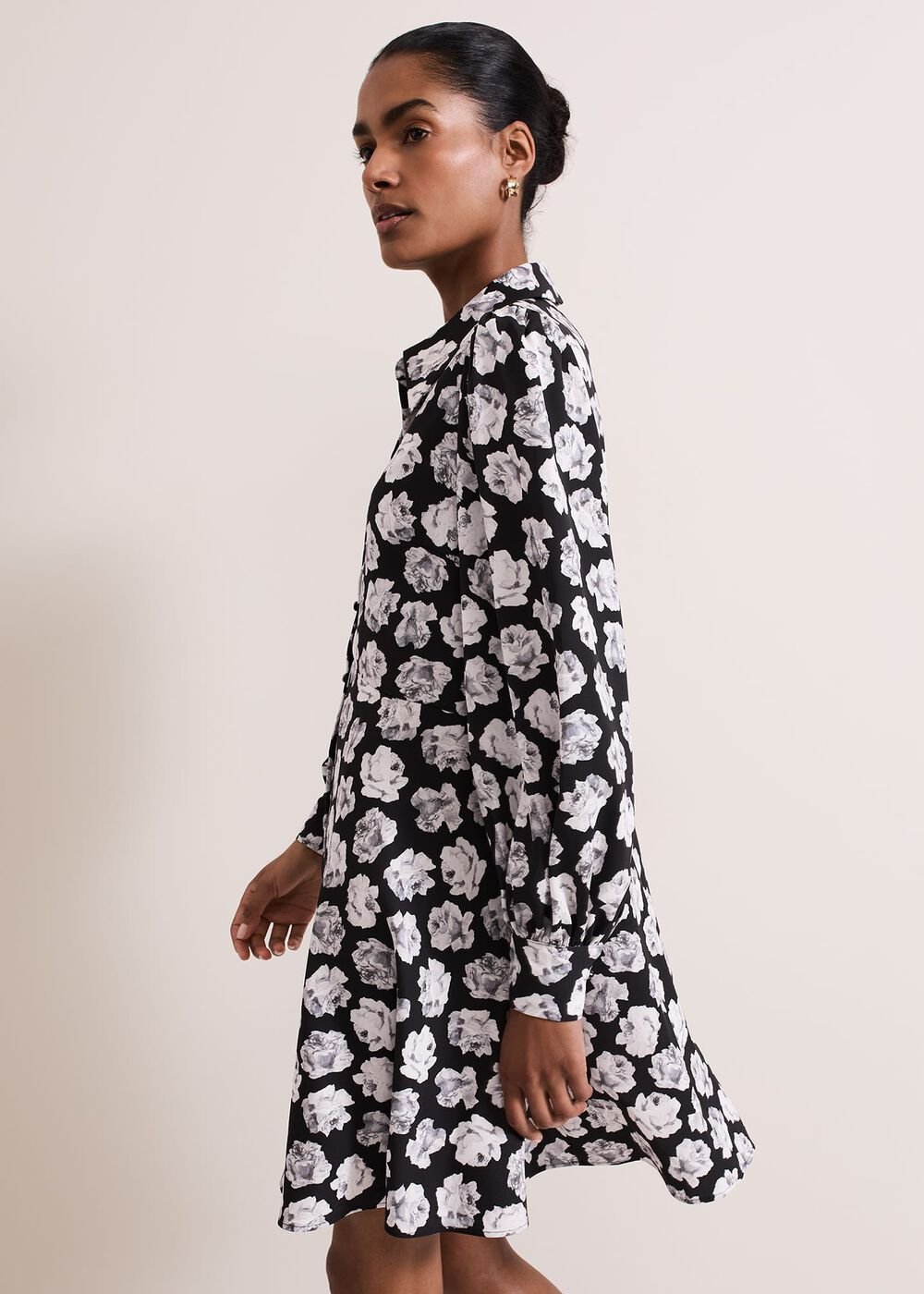 Selika Floral Swing Mini Dress Black/Multi