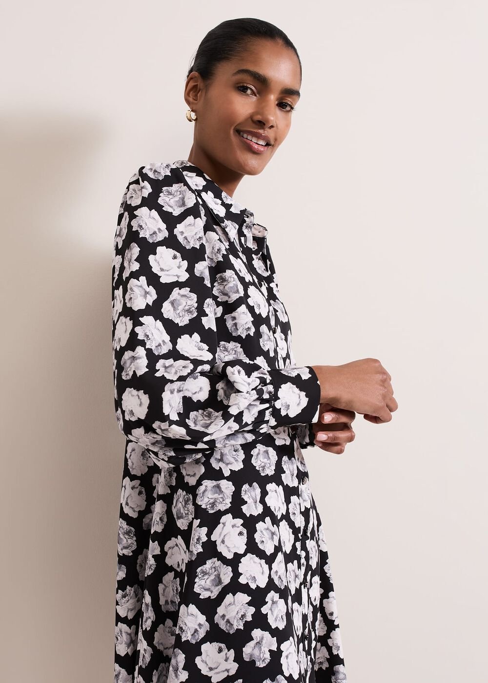 Selika Floral Swing Mini Dress Black/Multi