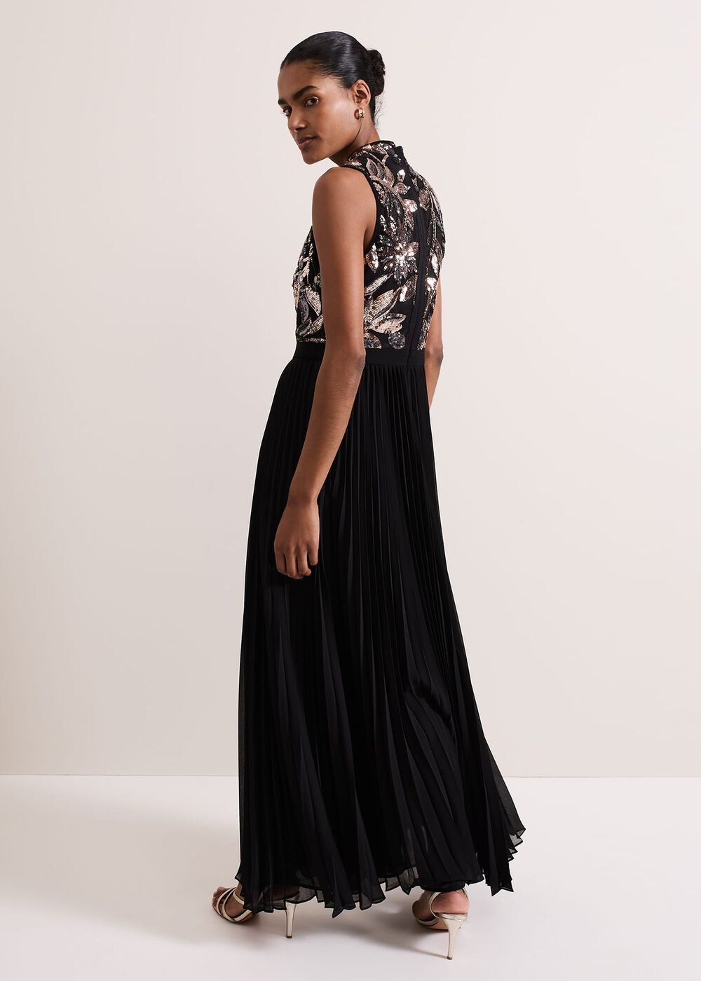 Emalise Sequin Pleat Maxi Dress Black/Multi