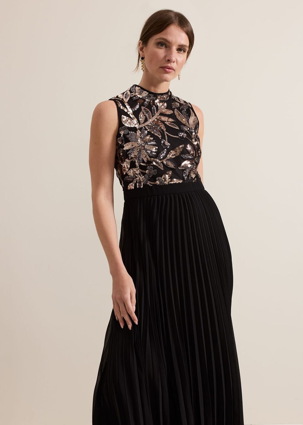 Petite Emalise Sequin Pleat Maxi Dress Black Multi