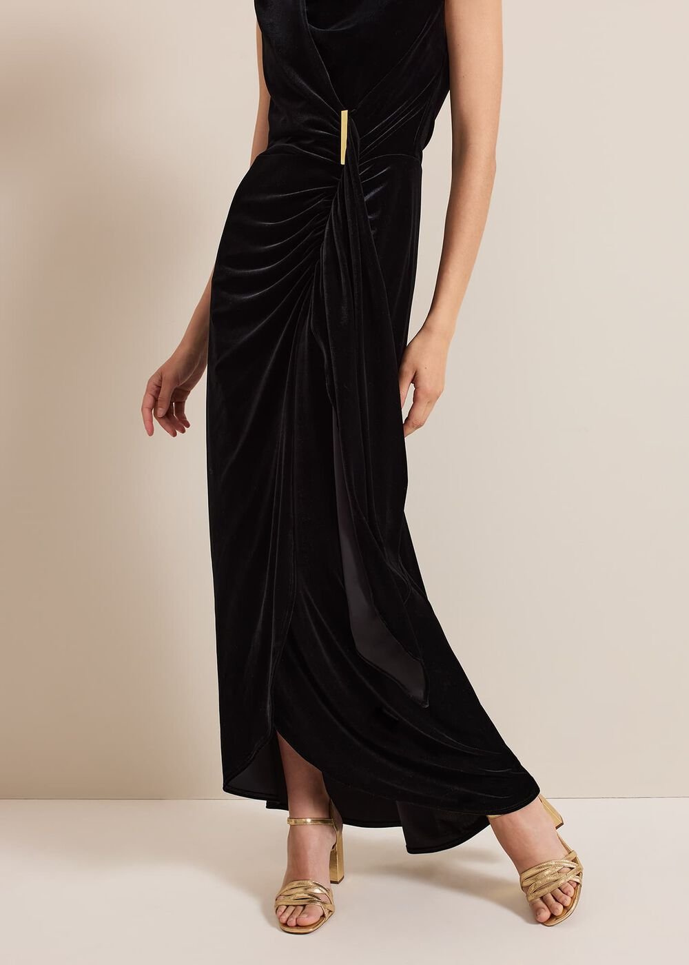 Donna Black Velvet Maxi Dress Black