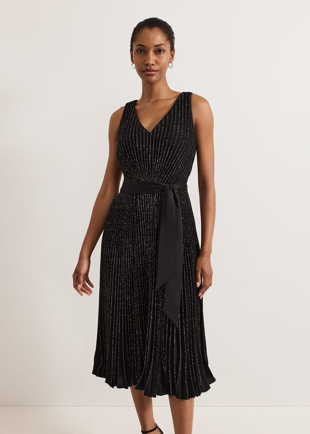 Keleche Glitter Pleat Dress Black