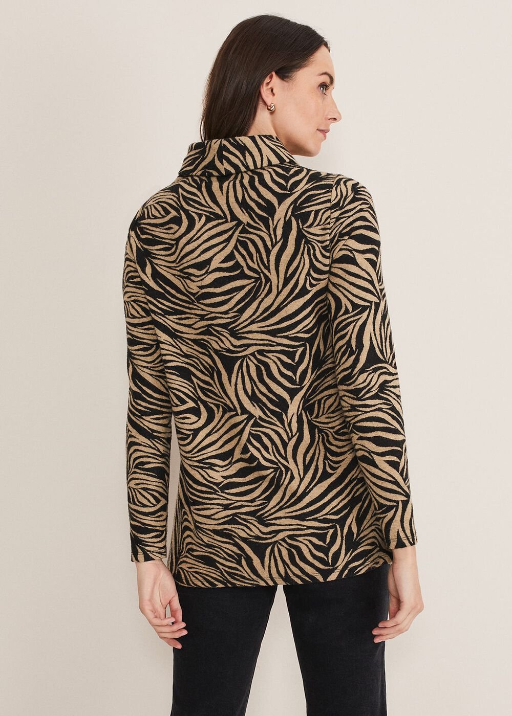 Nerissa Animal Print Snuggle Camel/Black
