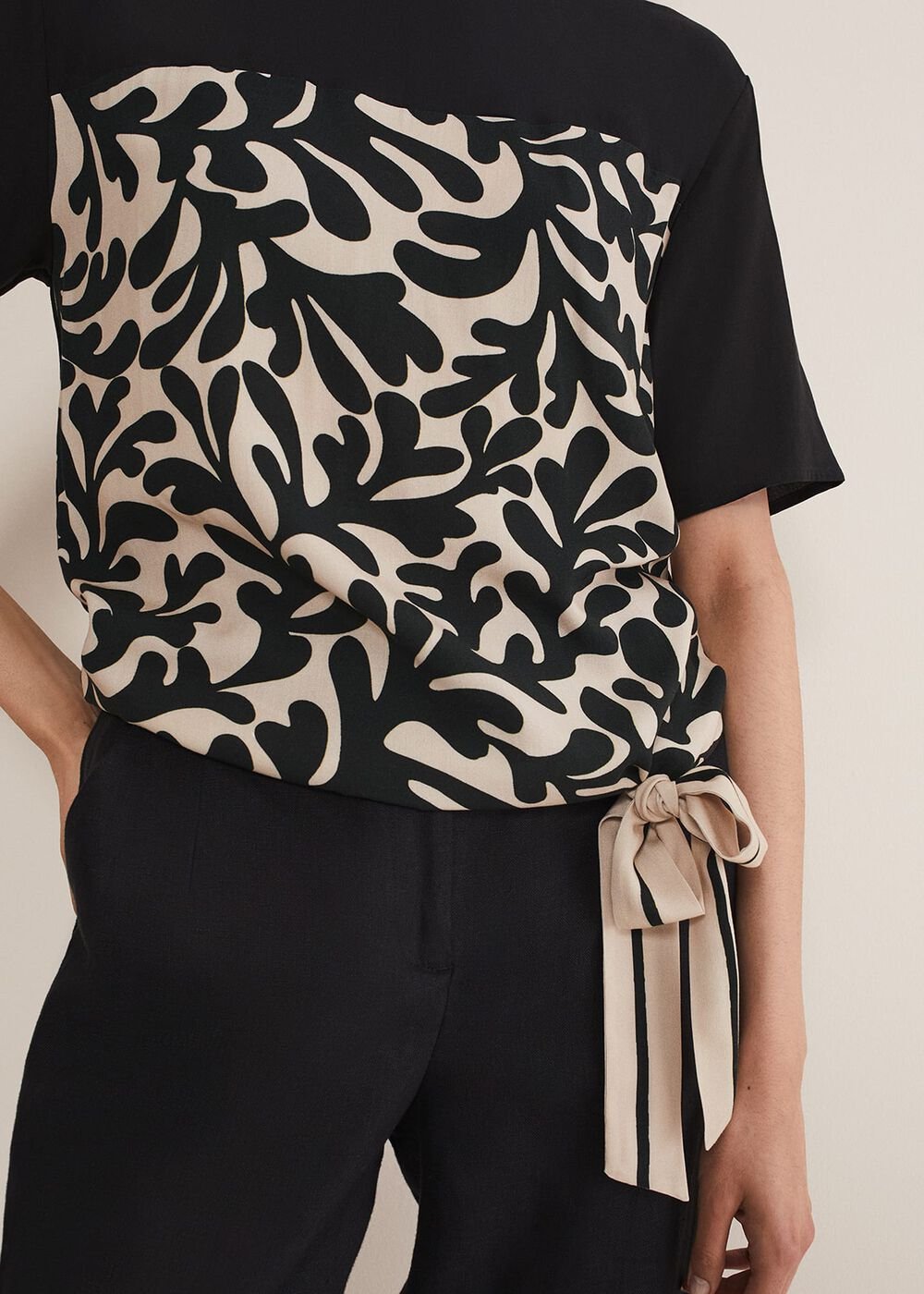 Arie Abstract Top Stone/Black