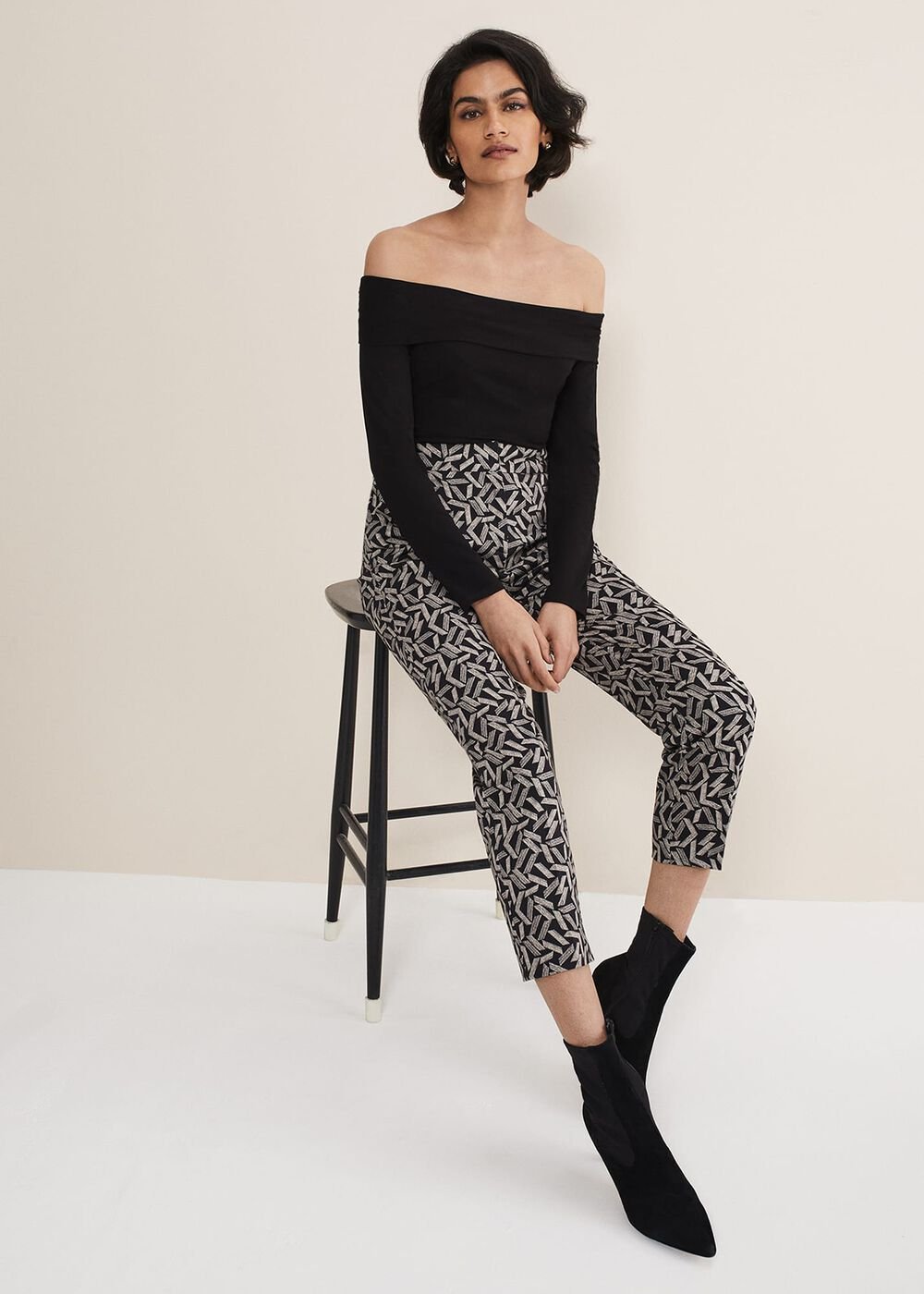 Emili Bardot Top Black