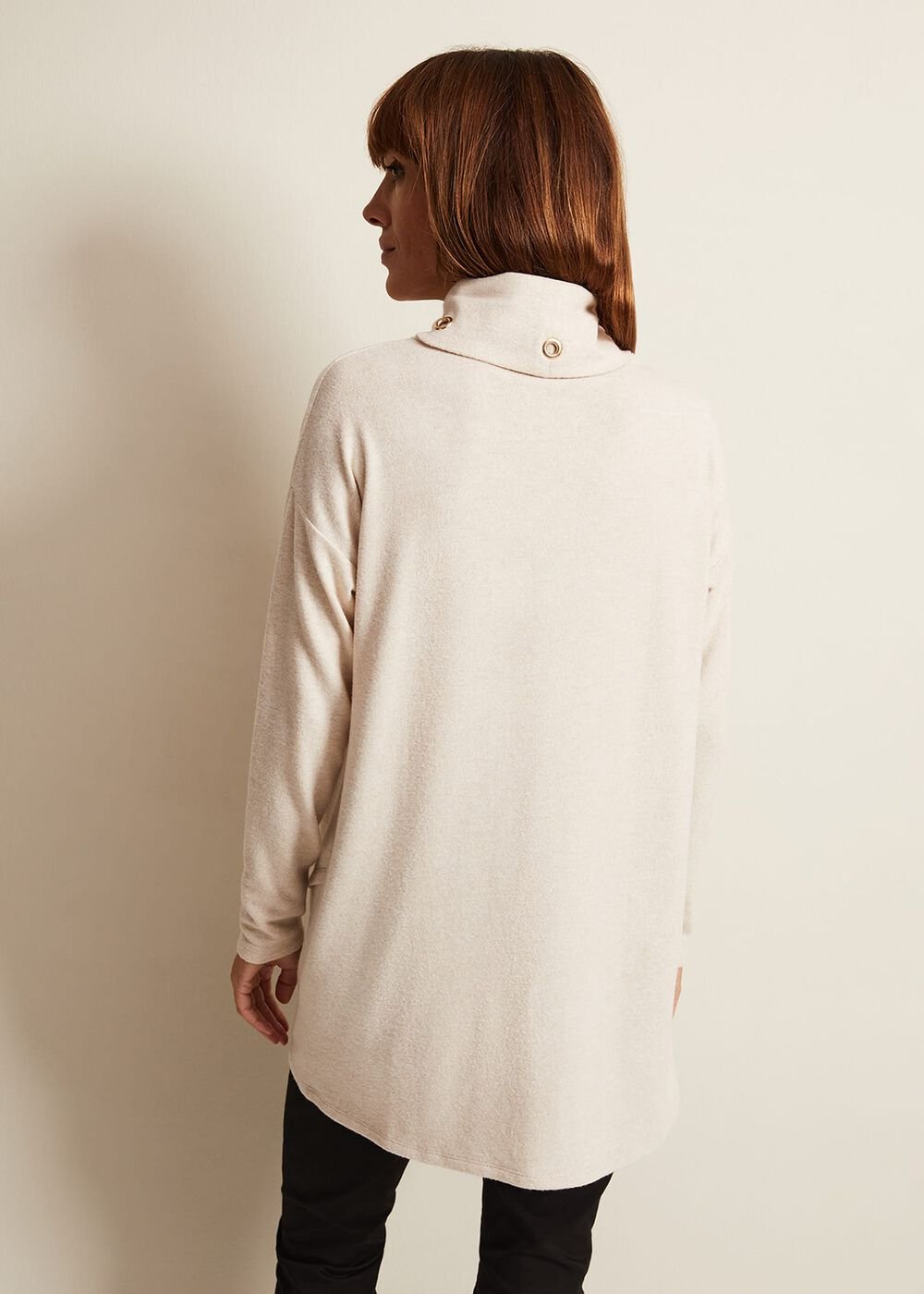Gwen Eyelet Snuggle Top Oatmeal