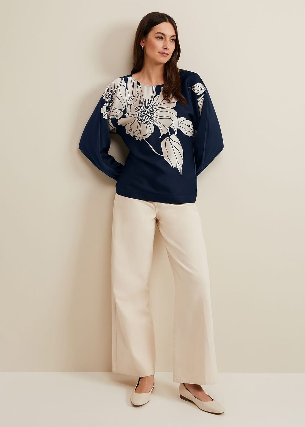 Alora Floral Woven Front Top Navy