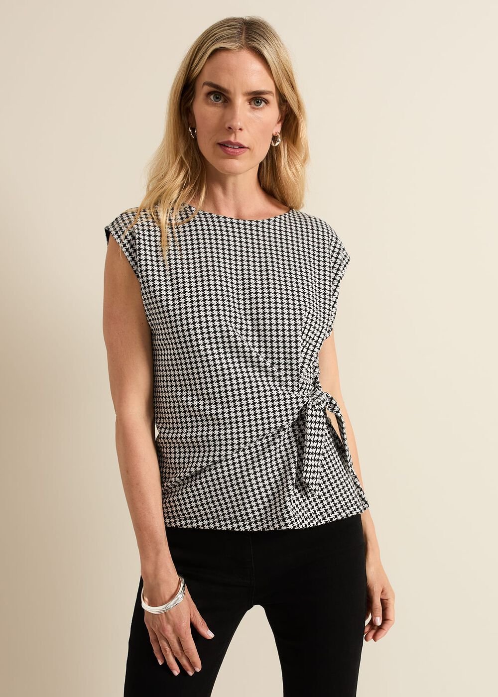 Halsey Houndstooth Jacquard Top Black/Ivory